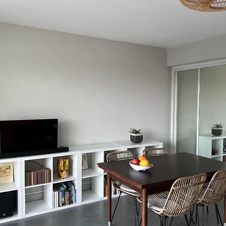 Le Neptune Appartement T2 Tout Confort Au Calme Et A Deux Pas De La Plage Le Grau-du-Roi Exterior photo